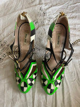 Load image into Gallery viewer, Miu Miu Spring 2011 Heels
