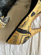 Load image into Gallery viewer, Moschino Cheap &amp; Chic Fall 2006 Heels
