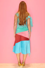 Load image into Gallery viewer, Dolce &amp; Gabbana Skirt
