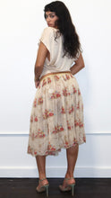 Load image into Gallery viewer, Tsumori Chisao Skirt
