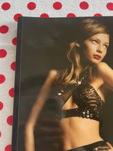 Load image into Gallery viewer, Louis Vuitton Spring 2004 Catalogue
