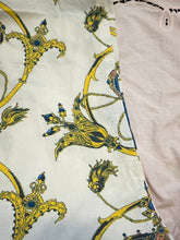 Load image into Gallery viewer, Comme des Garçons Capris
