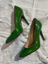 Load image into Gallery viewer, D&amp;G Heels
