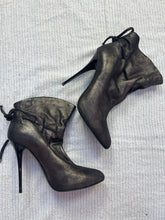 Load image into Gallery viewer, Giuseppe Zanotti Booties
