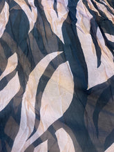 Load image into Gallery viewer, Tsumori Chisato Skirt
