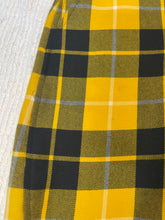Load image into Gallery viewer, Comme des Garçons Capris
