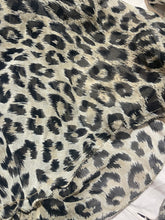 Load image into Gallery viewer, Italian Dress
