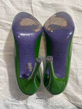 Load image into Gallery viewer, D&amp;G Heels
