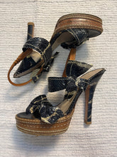 Load image into Gallery viewer, Prada Spring 2009 Heels
