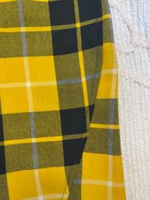 Load image into Gallery viewer, Comme des Garçons Capris
