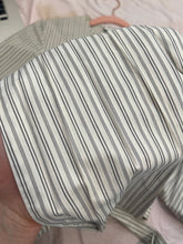 Load image into Gallery viewer, Givenchy Top
