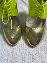 Load image into Gallery viewer, Miu Miu Spring 2011 Heels
