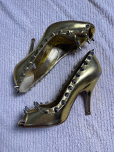 Load image into Gallery viewer, D&amp;G Spring 2007 Heels
